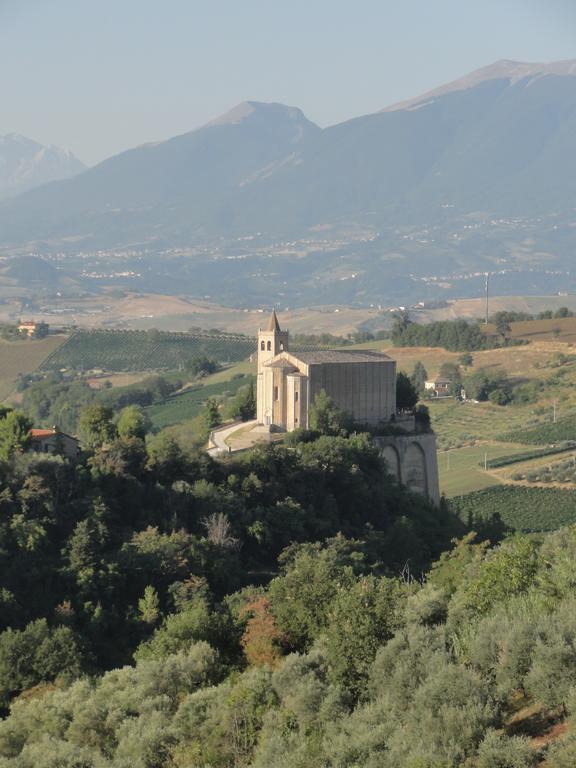 Vila Agriturismo Casa Rosa Offida Exteriér fotografie